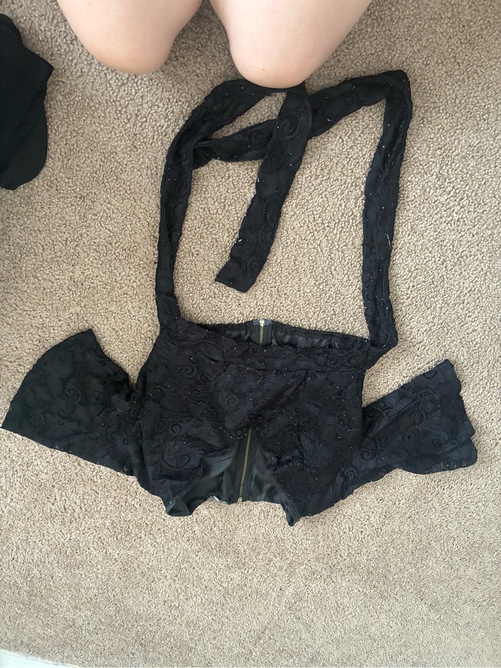 Black Lace Strap Crop Top